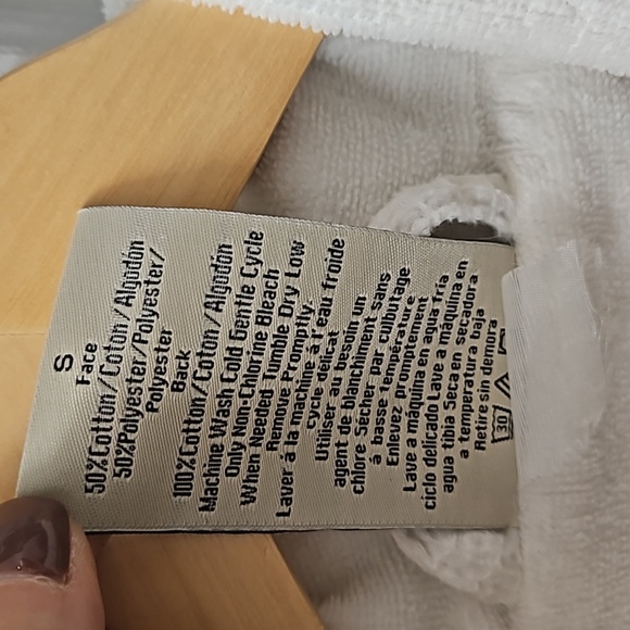 Pottery Barn spa robe - Picture 3 of 6